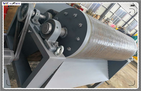 锰矿磁选机，上海锰矿磁选机_推荐合适厂家皮带及工作原理_上海锰矿磁选机生产厂家 